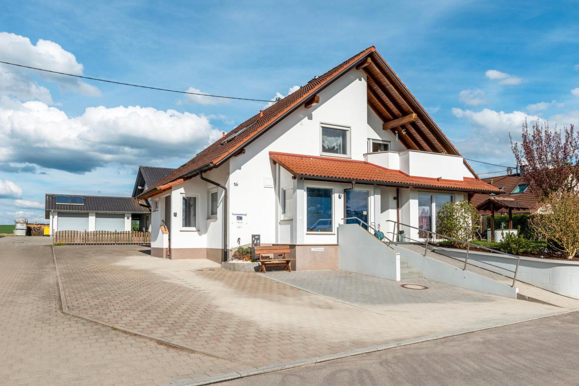 Appartement Arnold Laubbach à Ostrach Extérieur photo