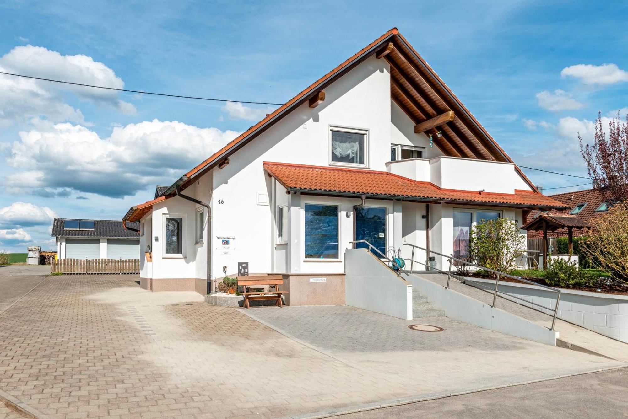 Appartement Arnold Laubbach à Ostrach Extérieur photo